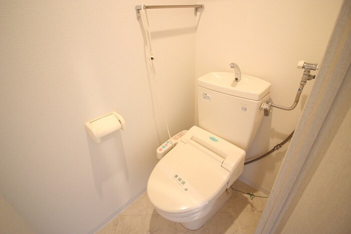 物件内観写真6　(トイレ)