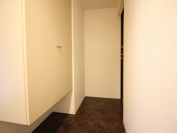 物件内観写真20　(玄関)