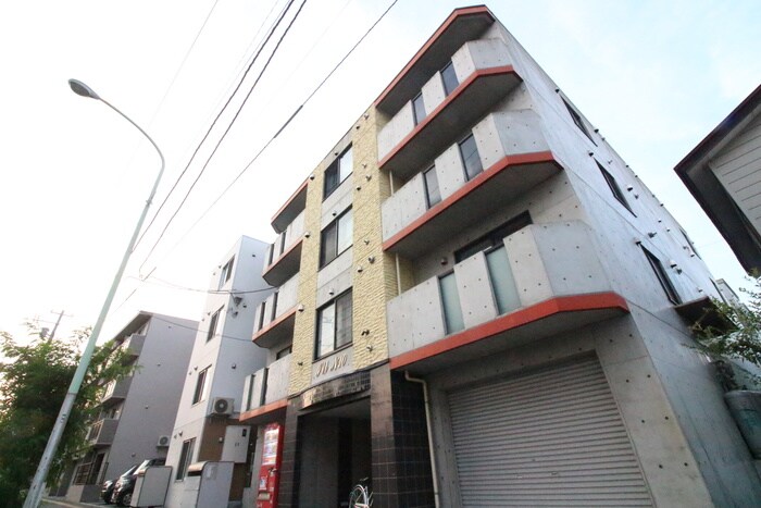 物件外観写真2　(外観写真)