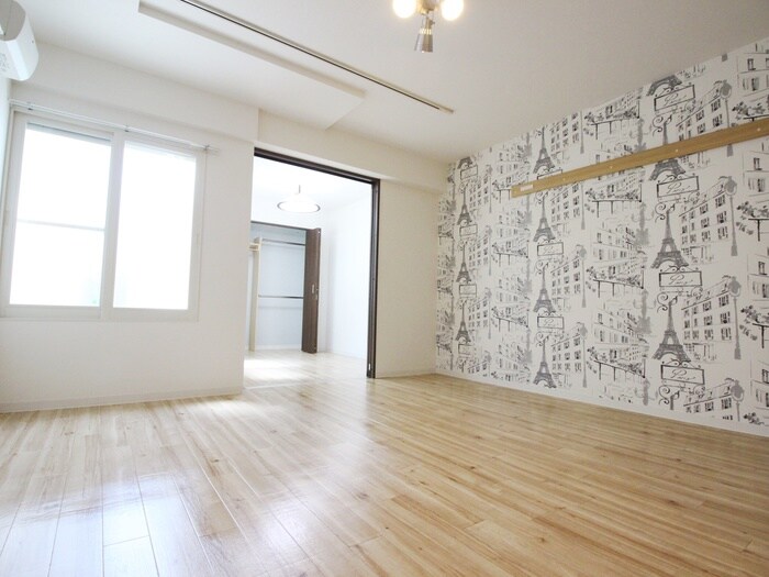 物件内観写真8　(居室)