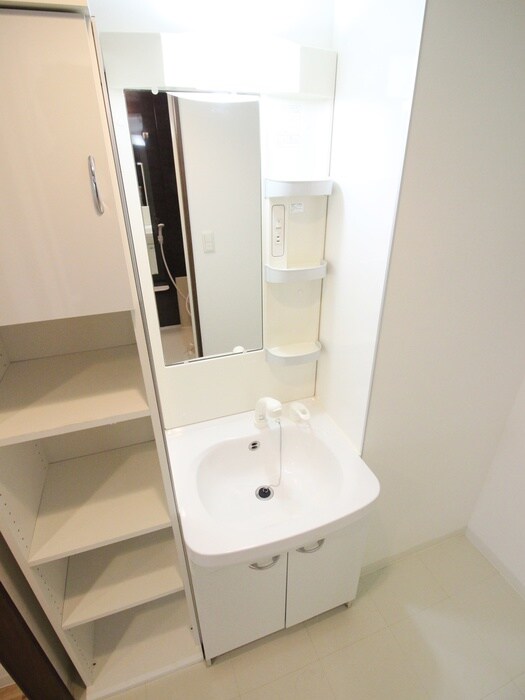 物件内観写真13　(洗面)