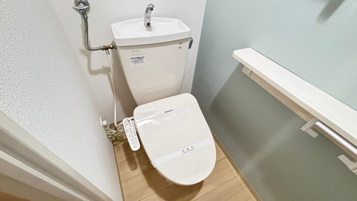 物件内観写真15　(トイレ)