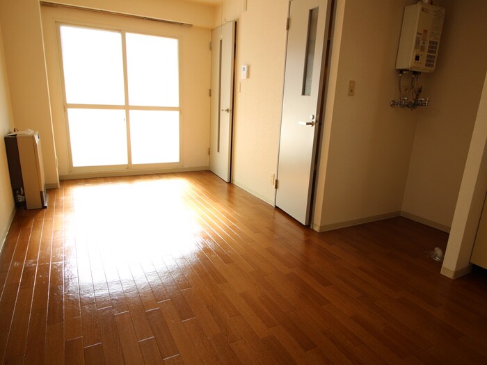 物件内観写真6　(居室)