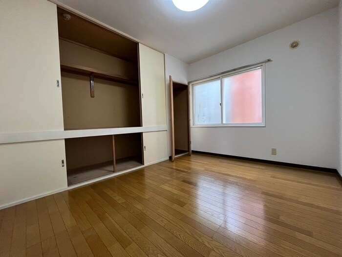 物件内観写真9　(居室)