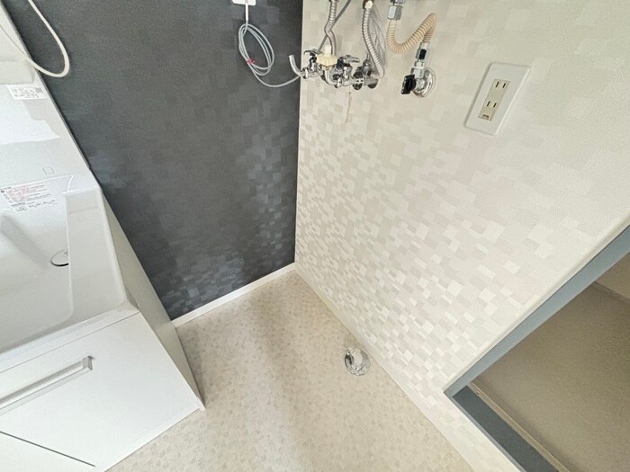 物件内観写真21　(洗濯機置場)