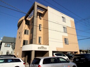 メゾン２３外観写真