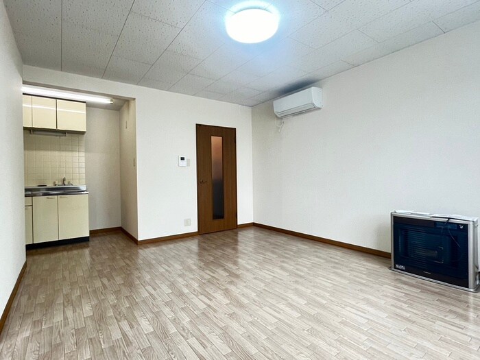 物件内観写真21　(居室)