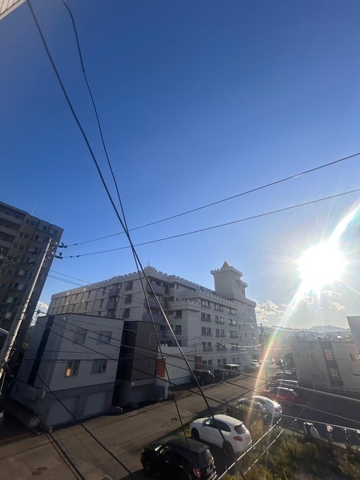 物件内観写真17　(室内からの展望)