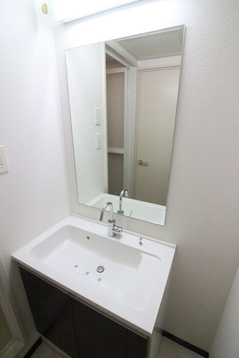 物件内観写真15　(洗面)