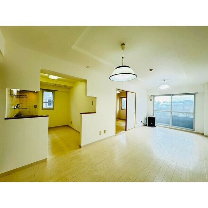 物件内観写真5　(居室)