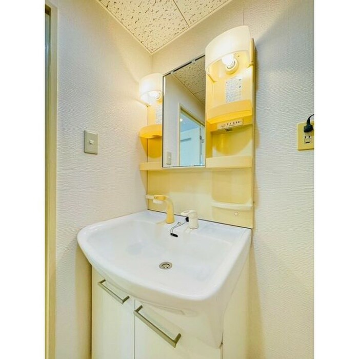 物件内観写真11　(洗面)