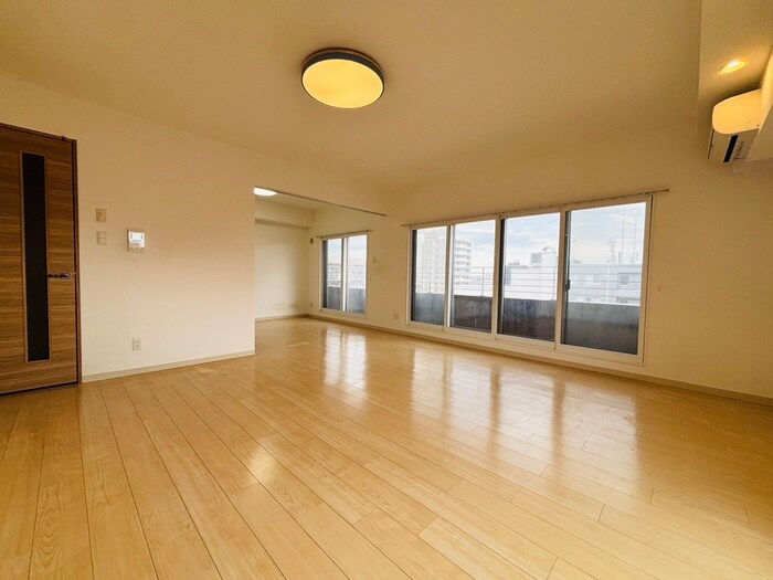 物件内観写真8　(居室)