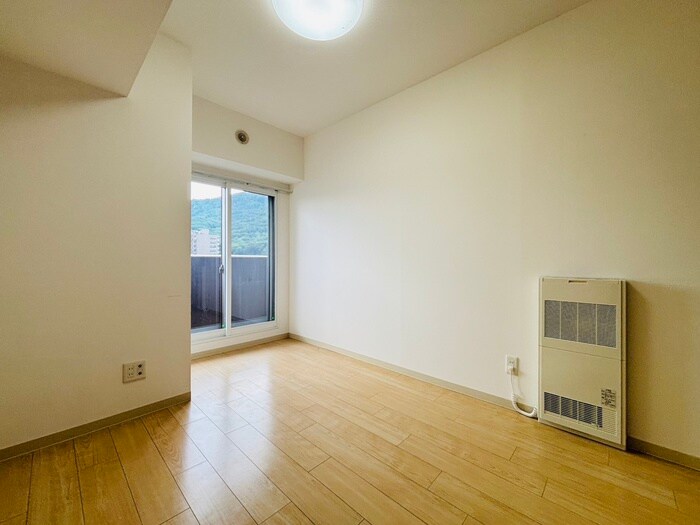 物件内観写真12　(居室)