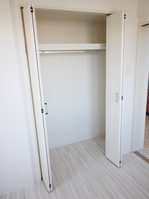 物件内観写真11　(収納)