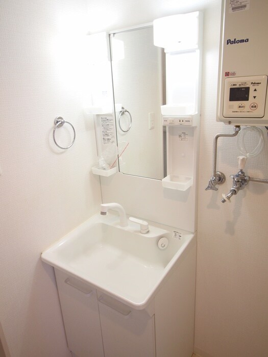 物件内観写真13　(洗面)