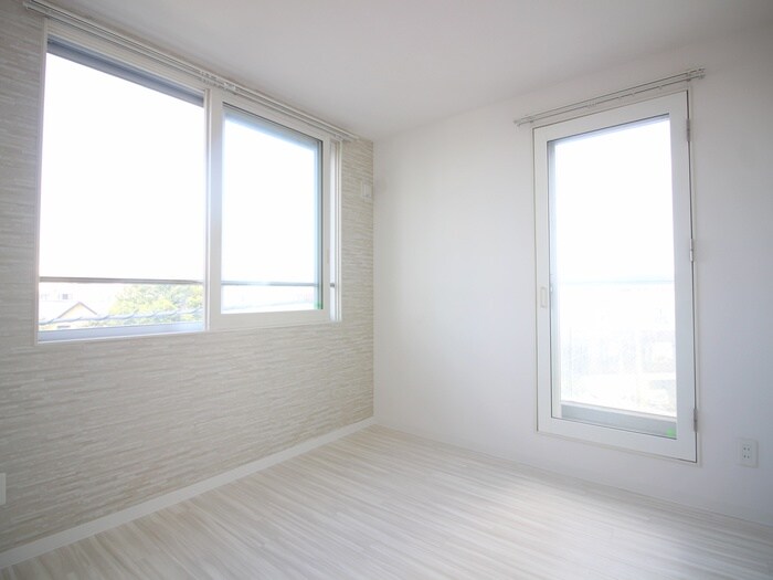 物件内観写真19　(居室)