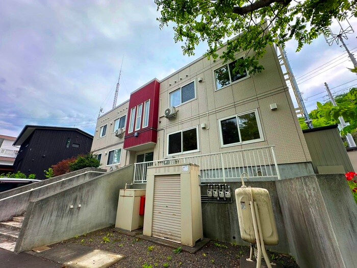 物件外観写真1　(外観写真)