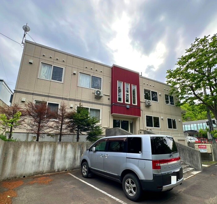 物件外観写真2　(外観写真)