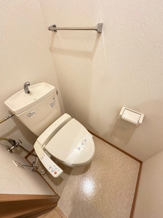 物件内観写真13　(トイレ)