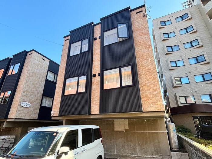 物件外観写真1　(外観写真)