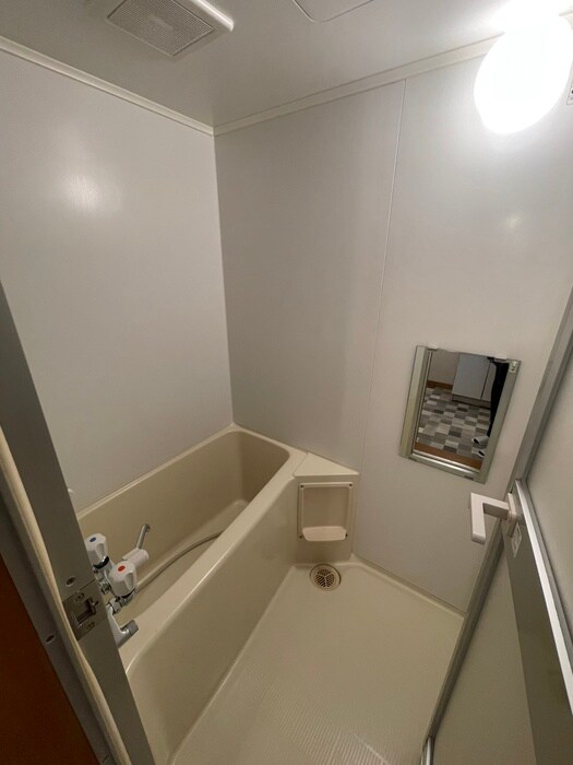 物件内観写真12　(バス／シャワールーム等)