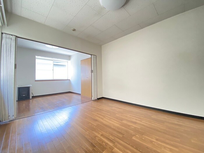 物件内観写真13　(居室)