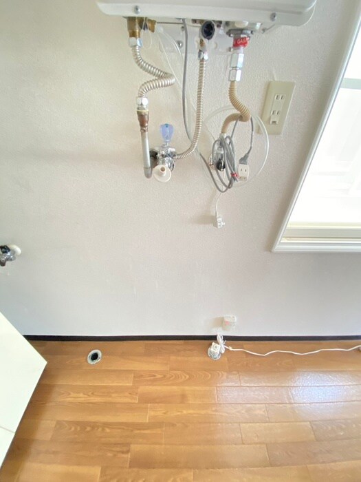 物件内観写真21　(洗濯機置場)