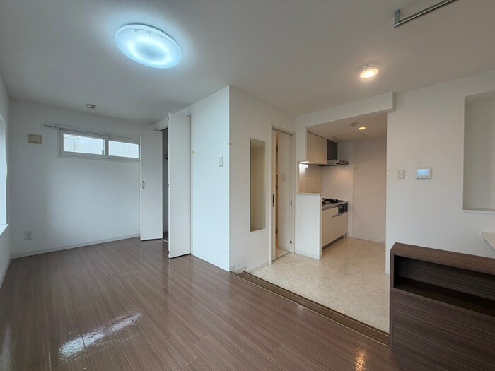 物件内観写真9　(居室)