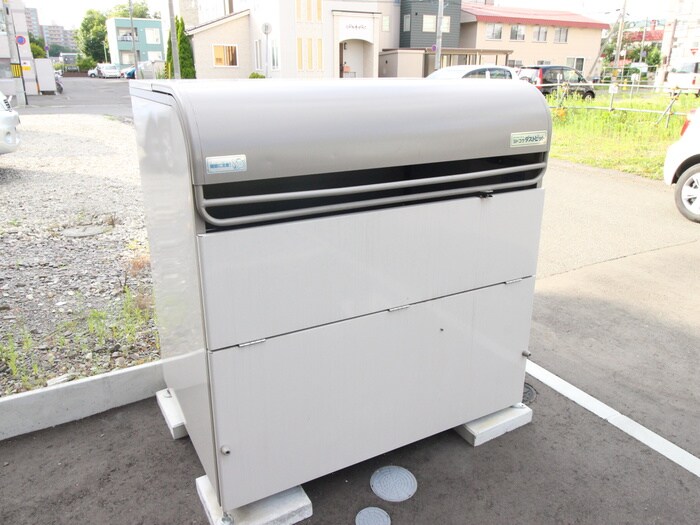 物件外観写真6　(建物設備)