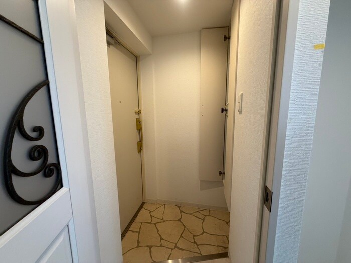 物件内観写真22　(玄関)