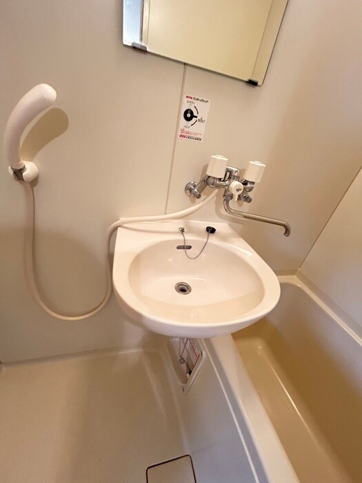 物件内観写真12　(洗面)