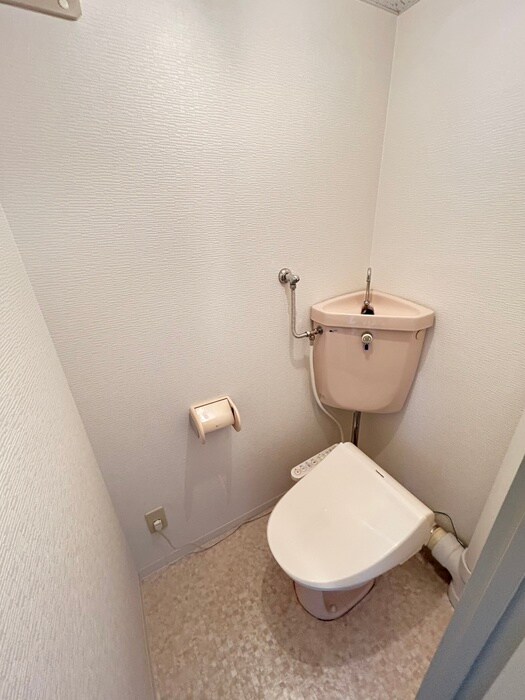 物件内観写真14　(トイレ)