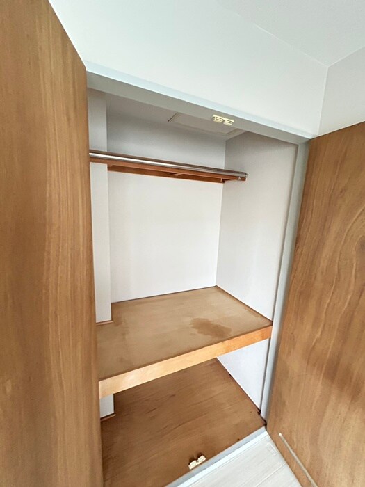 物件内観写真15　(収納)