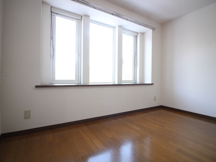 物件内観写真11　(居室)