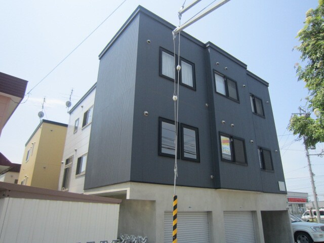 物件外観写真2　(外観写真)