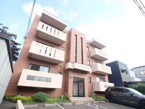 シャルマン月寒西外観写真