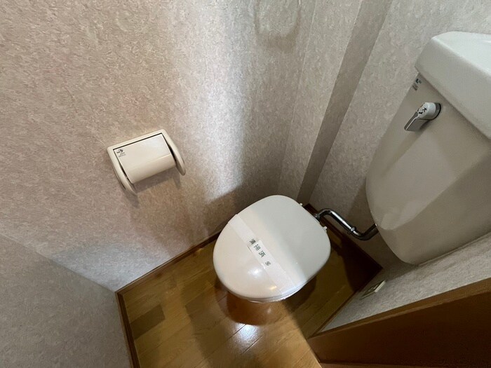 物件内観写真15　(トイレ)