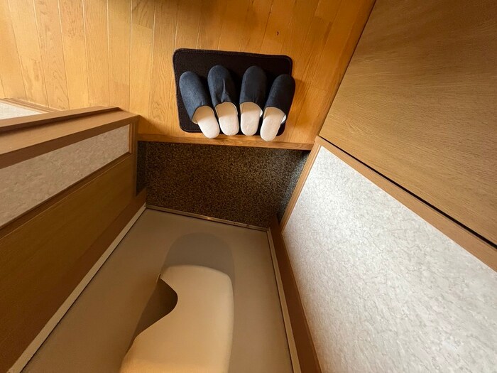 物件内観写真16　(玄関)