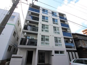 レジーナ南４条外観写真