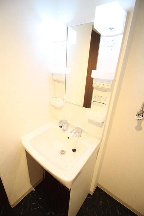 物件内観写真13　(洗面)