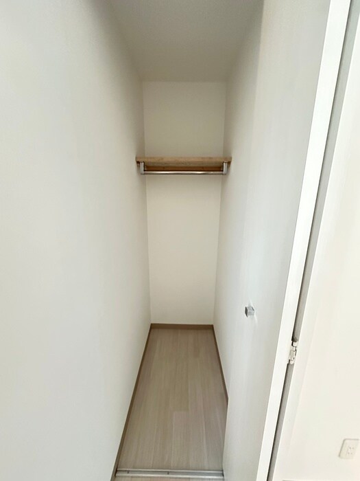 物件内観写真18　(収納)