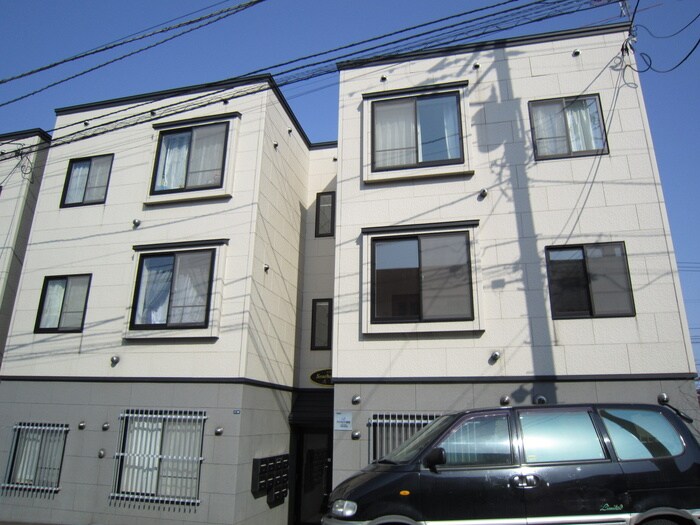 物件外観写真1　(外観写真)