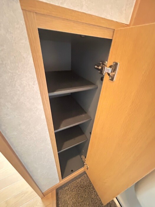 物件内観写真16　(室内からの展望)