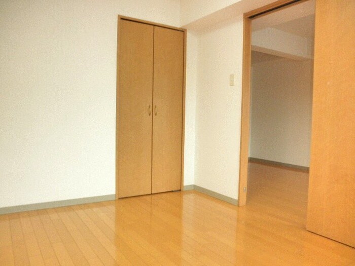 物件内観写真11　(居室)