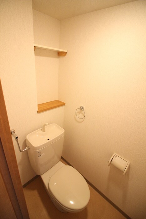 物件内観写真15　(トイレ)