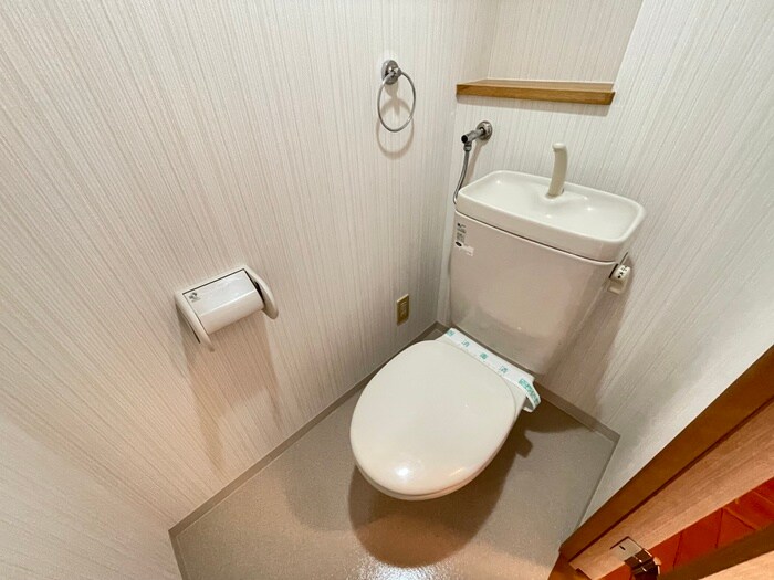 物件内観写真16　(トイレ)