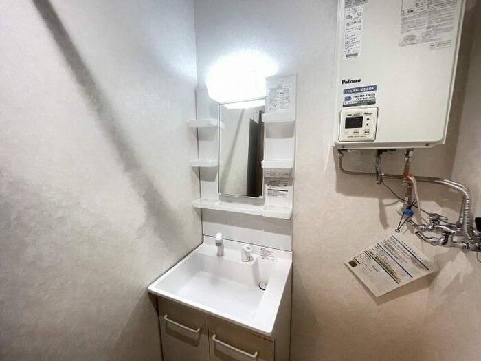 物件内観写真5　(洗面)