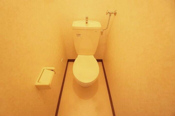 物件内観写真8　(トイレ)