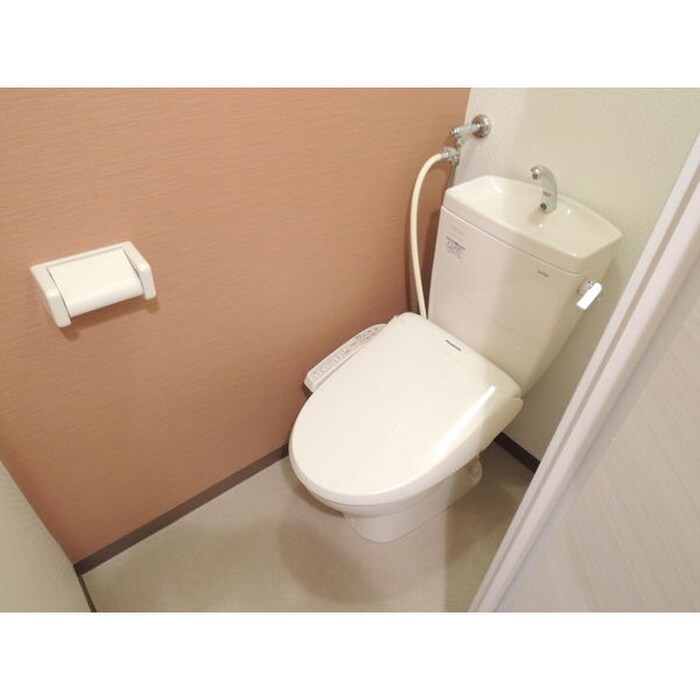 物件内観写真14　(トイレ)