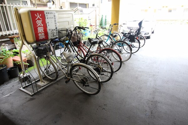 駐輪場